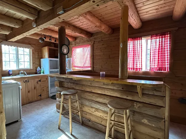 $2,950 | 14 Car Mar Lane, Salem, NH 03079