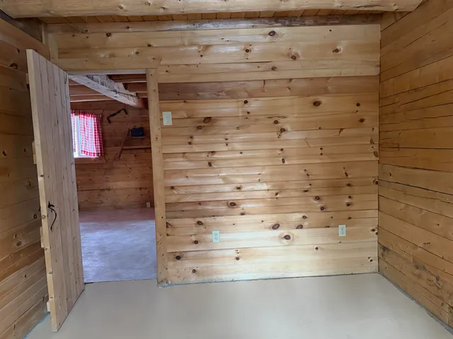 $2,950 | 14 Car Mar Lane, Salem, NH 03079