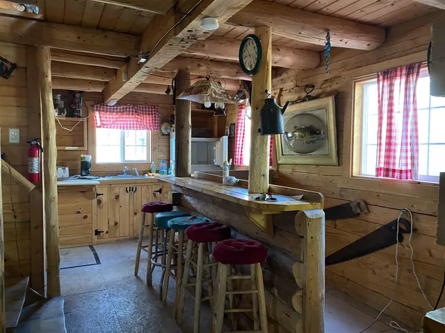 $2,950 | 14 Car Mar Lane, Salem, NH 03079