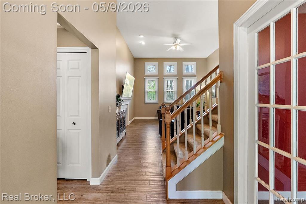 1111 Elk Run Howell, MI 48843 - Photo 5 of 60