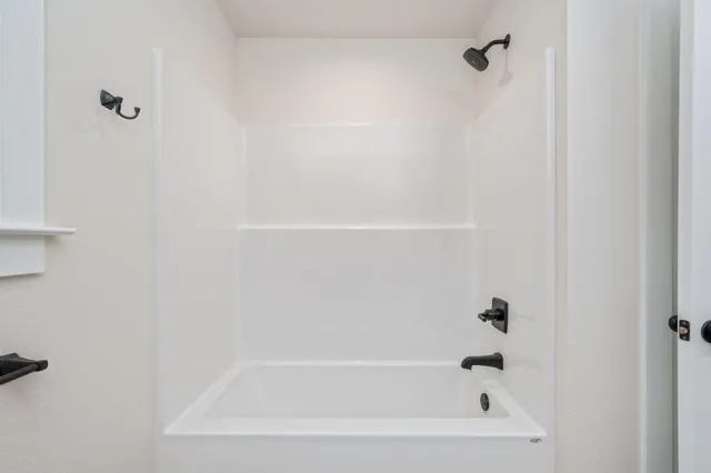 $309,999 | 116 North Savage Street, Crestview, FL 32536