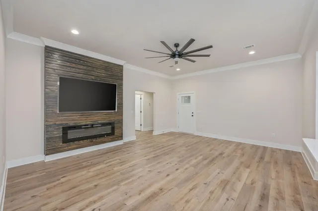 $309,999 | 116 North Savage Street, Crestview, FL 32536