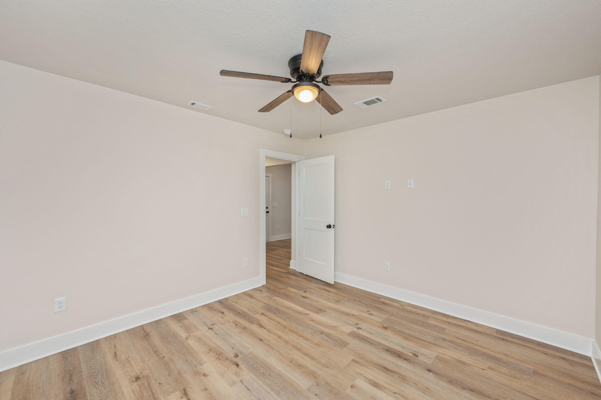 116 North Savage Street Crestview, FL 32536 - Photo 30 of 48 25-web-or-mls-116-n-savage-st