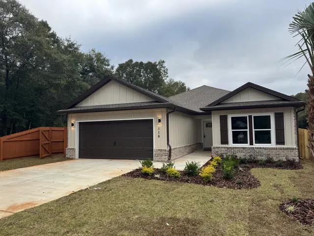 $309,999 | 116 North Savage Street, Crestview, FL 32536