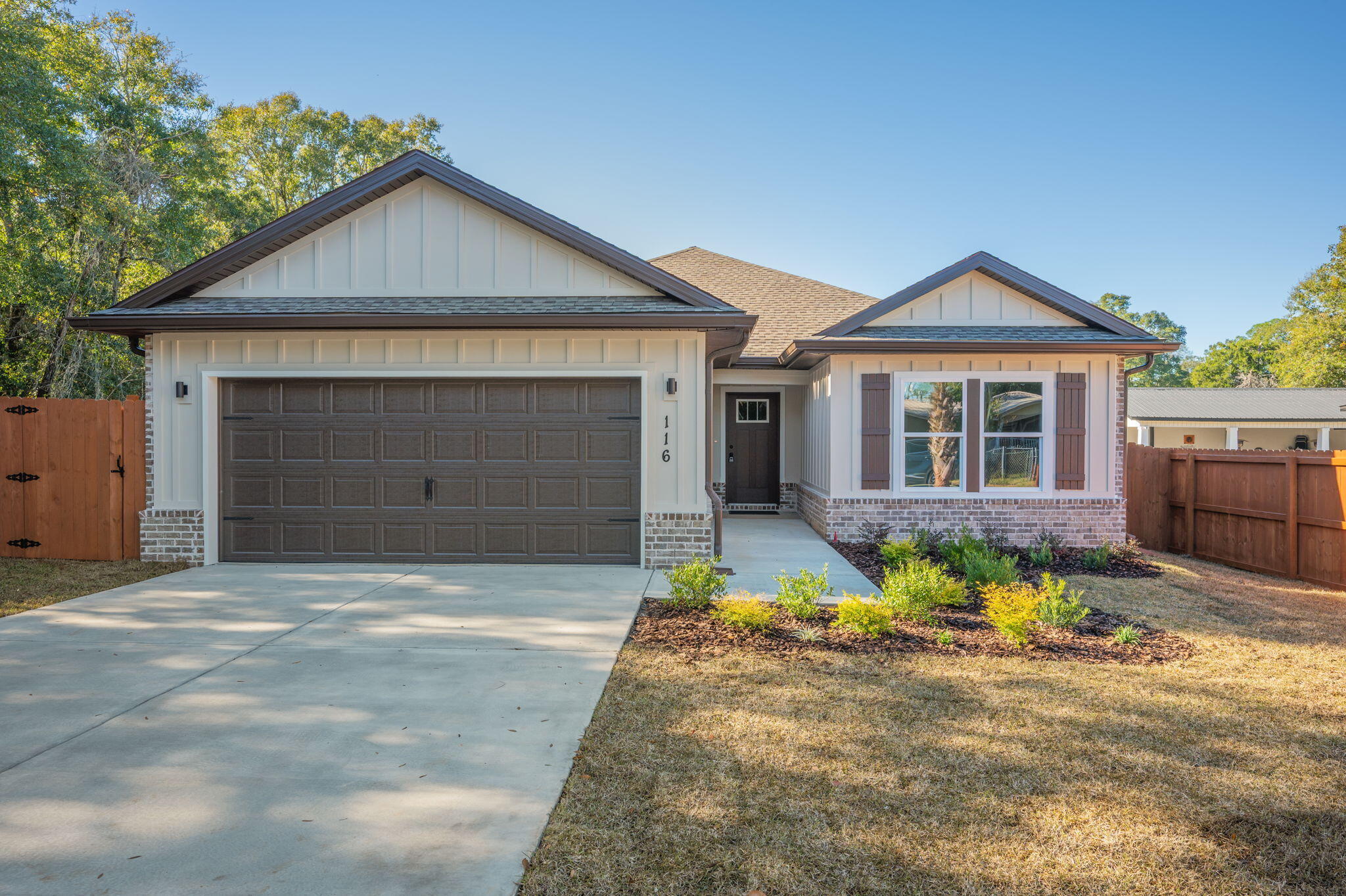 116 North Savage Street Crestview, FL 32536 - Photo 7 of 48 1-web-or-mls-116-n-savage-st (1)