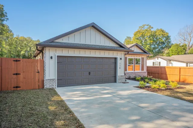 $309,999 | 116 North Savage Street, Crestview, FL 32536