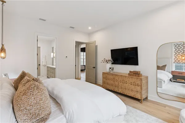 $1,050,000 | 17 Brighton Place, St. Simons Island, GA 31522