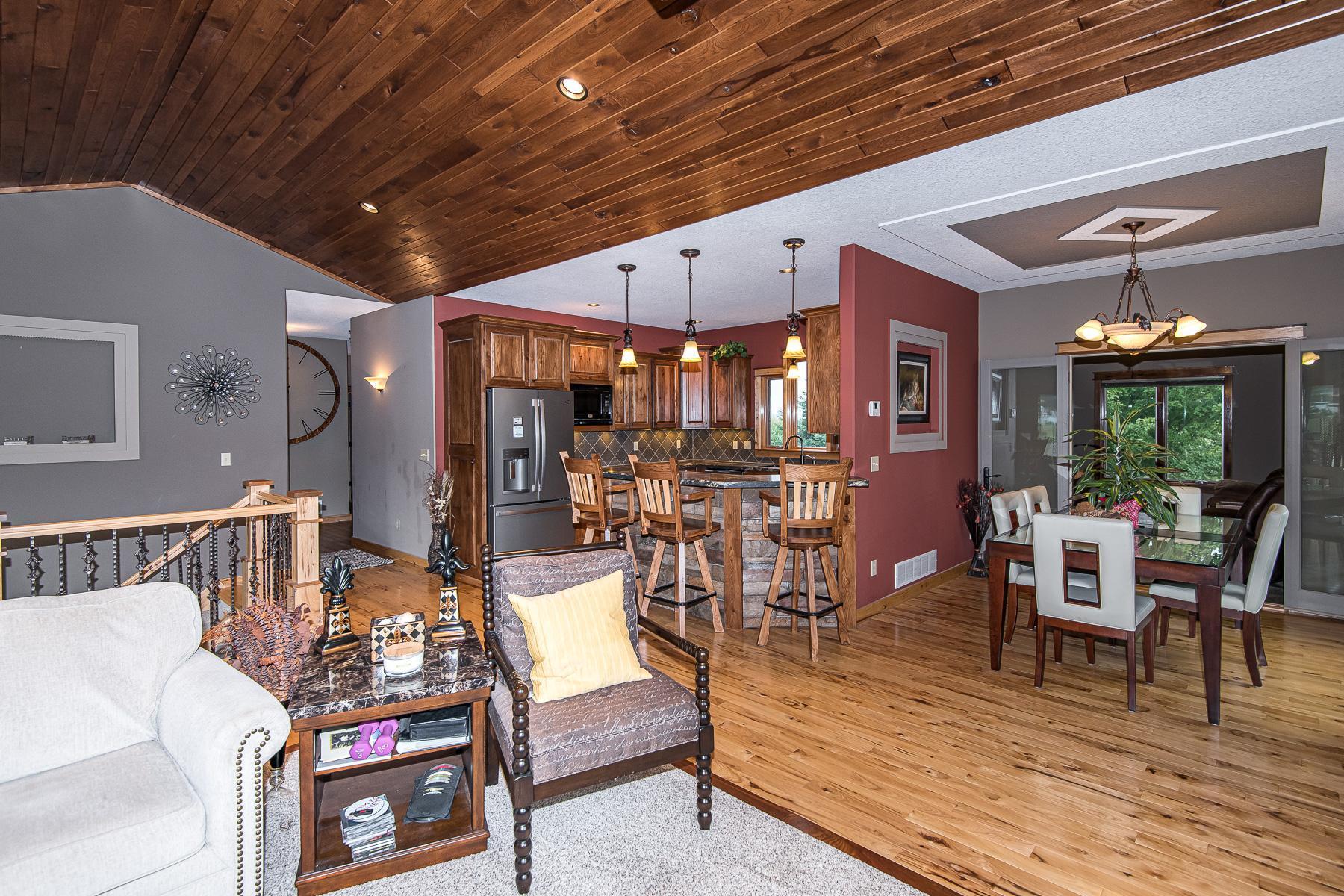 6641 Simpson Road Southeast Rochester, MN 55904 - Photo 12 of 49 Gallery Image 12