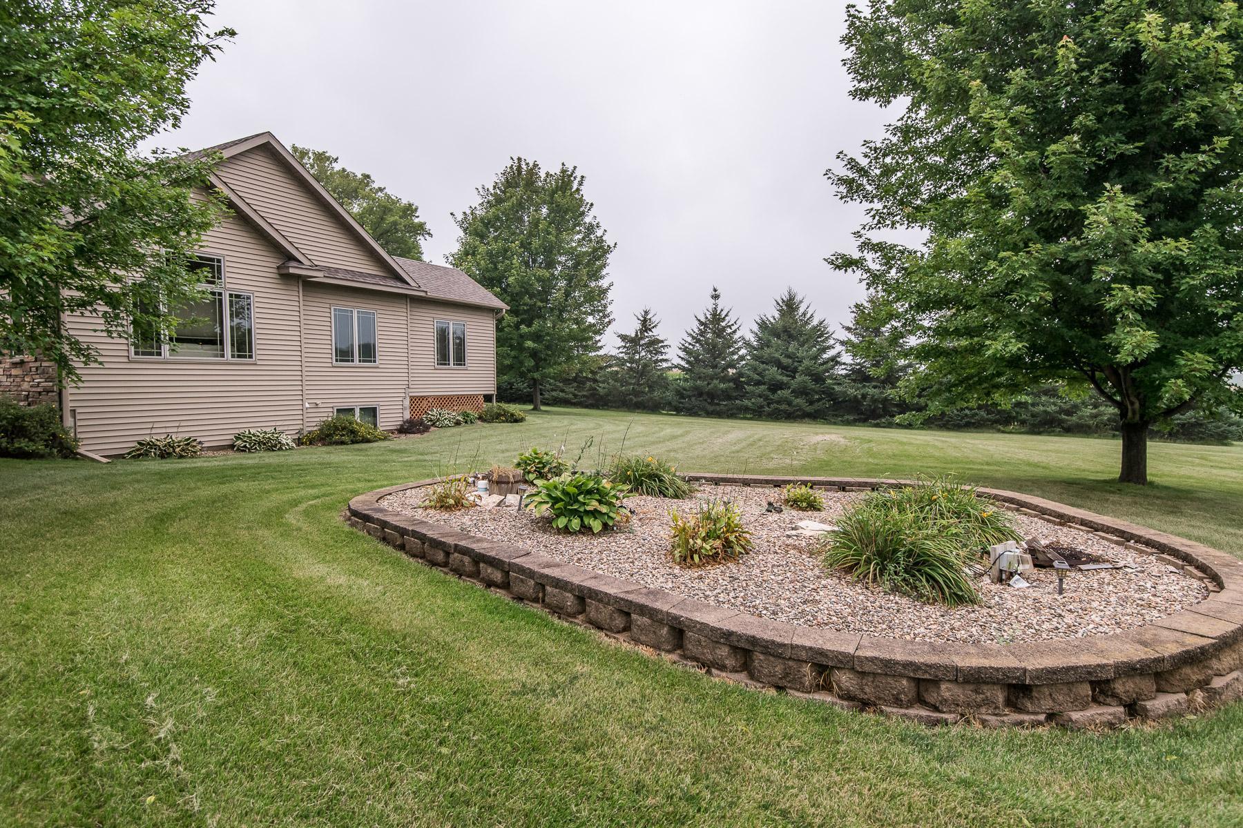 6641 Simpson Road Southeast Rochester, MN 55904 - Photo 3 of 49 Gallery Image 3