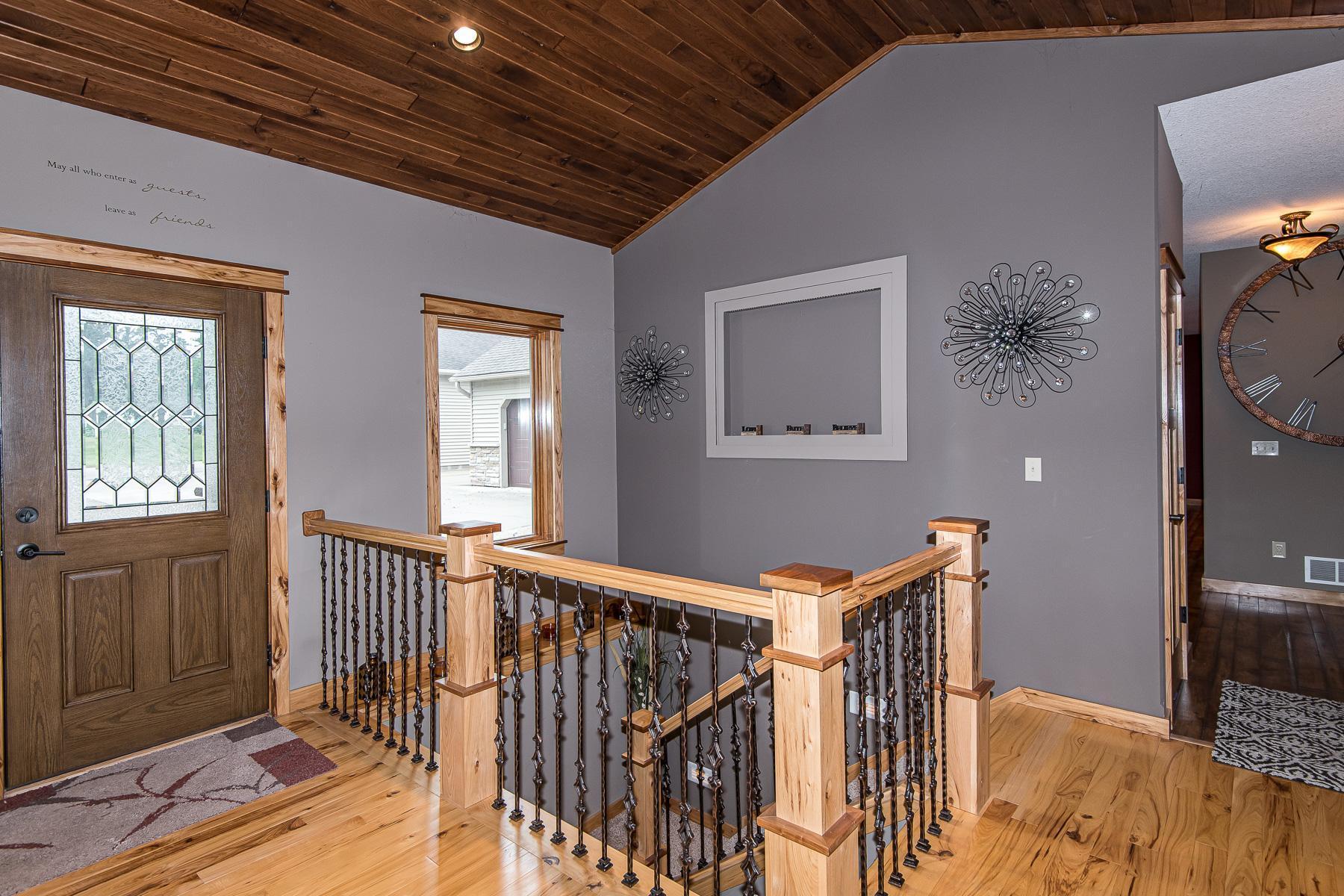 6641 Simpson Road Southeast Rochester, MN 55904 - Photo 7 of 49 Gallery Image 7