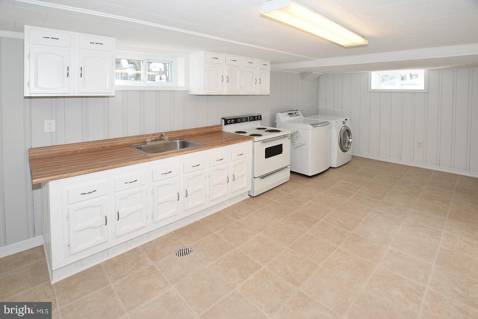 5905 Grayson Street Springfield, VA 22150 - Photo 21 of 33
