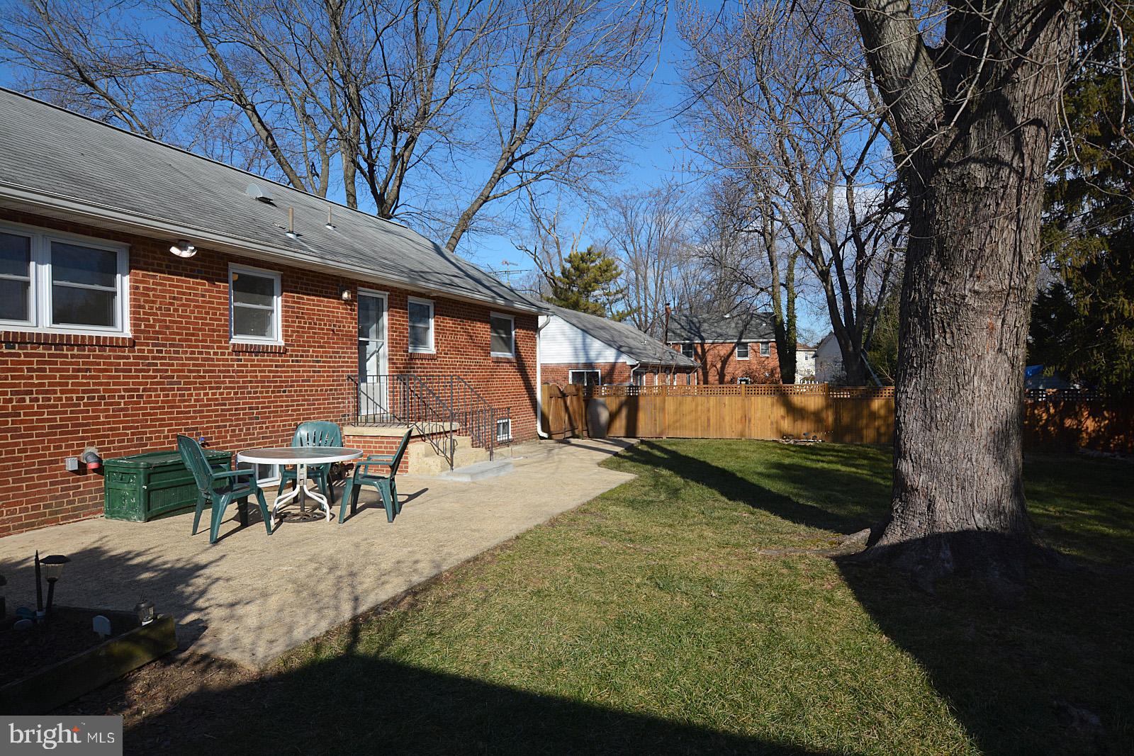 5905 Grayson Street Springfield, VA 22150 - Photo 27 of 33