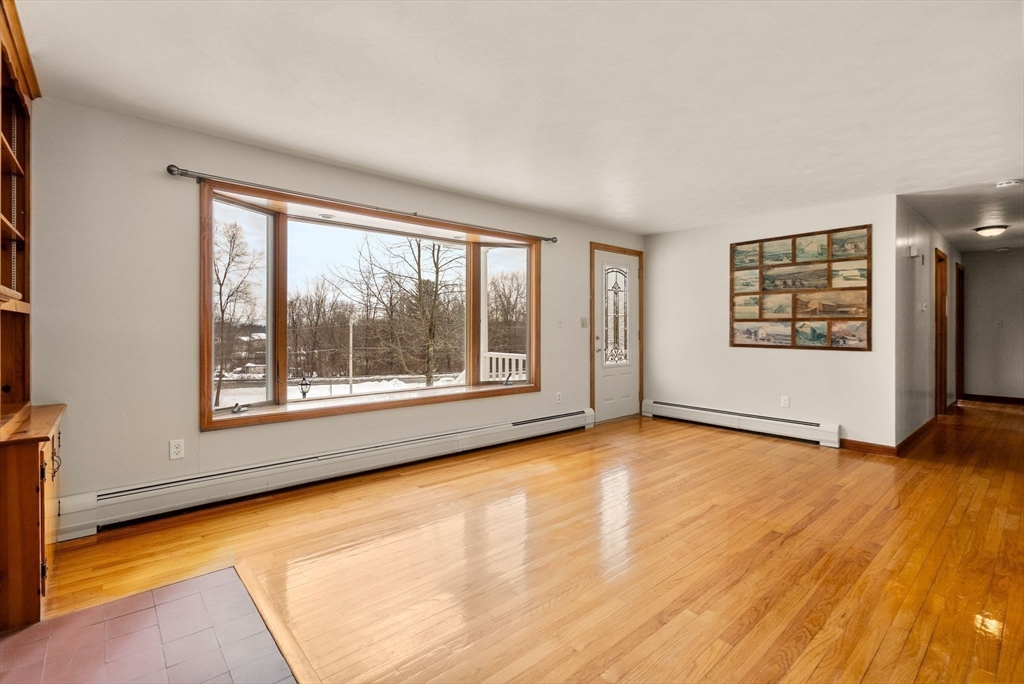 176 Granville Road Southwick, MA 01077 - Photo 6 of 25 Gallery Image 6