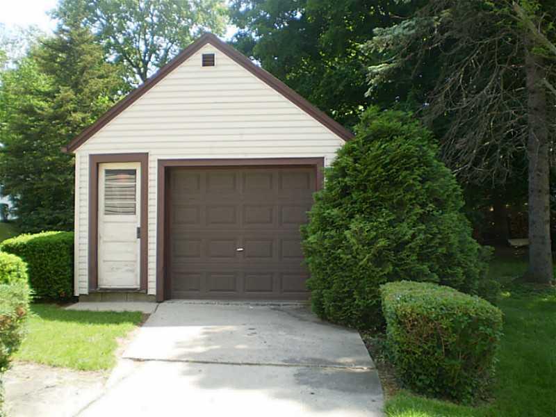 732 North Burnett Road Springfield, OH 45503 - Photo 3 of 13 Gallery Image 3
