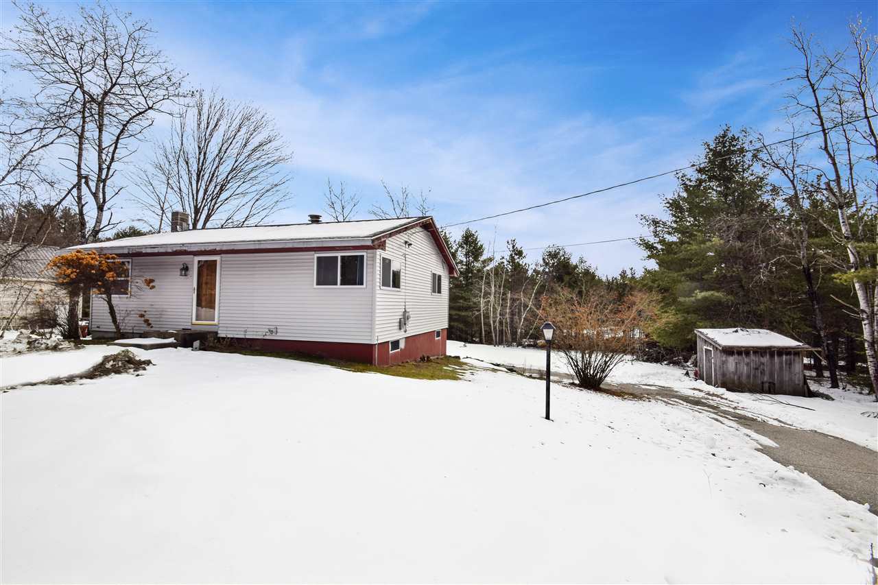 9 Knightland Road Bennington, NH 03442 - Photo 2 of 24