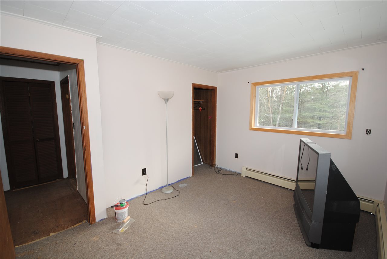 9 Knightland Road Bennington, NH 03442 - Photo 15 of 24