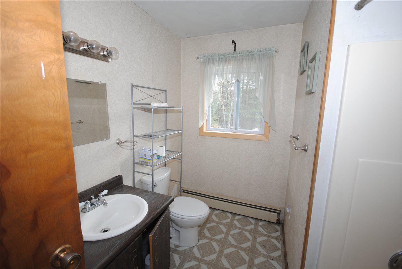 9 Knightland Road Bennington, NH 03442 - Photo 18 of 24
