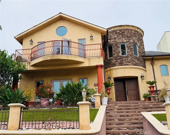 $2,549,000 | 116 Termino Avenue, Long Beach, CA 90803