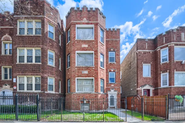 $550,000 | 7953 South Essex Avenue, Chicago, IL 60617
