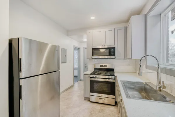 $550,000 | 7953 South Essex Avenue, Chicago, IL 60617