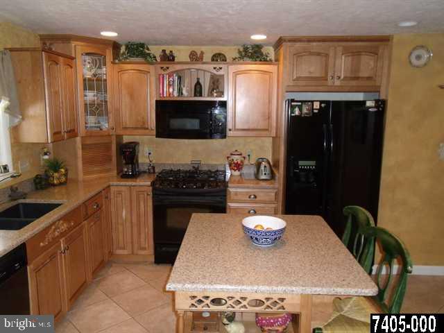 777 Chambers Road York, PA 17402 - Photo 6 of 15 Gallery Image 6