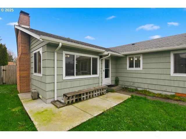 $349,000 | 2245 36th Avenue, Longview, WA 98632