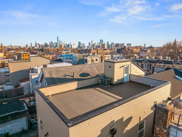 $1,099,000 | 32 Zabriskie Street, Unit 2, Jersey City, NJ 07307