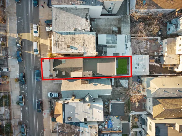 $1,099,000 | 32 Zabriskie Street, Unit 2, Jersey City, NJ 07307