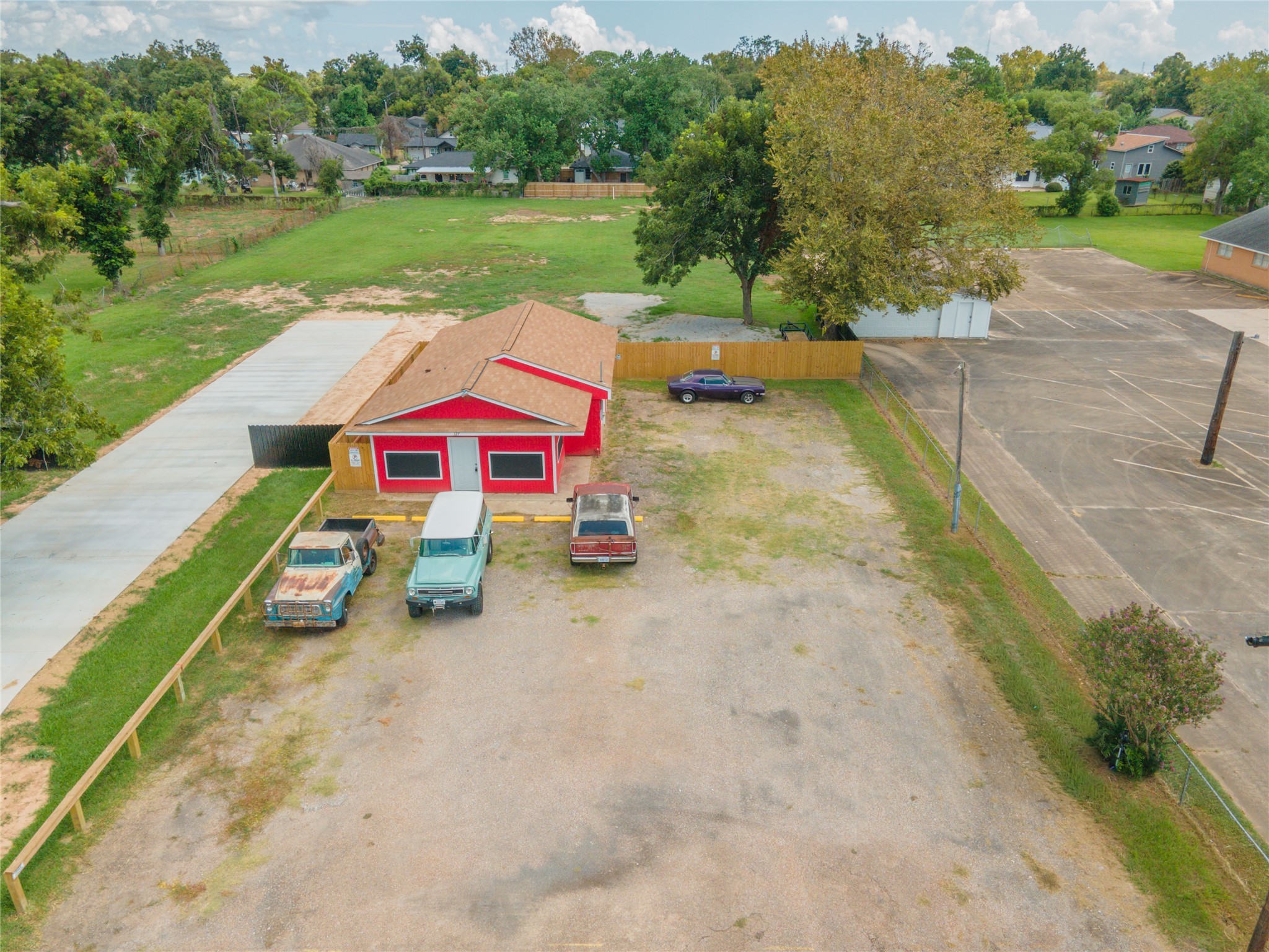 327 South Main Street Clute, TX 77531 - Photo 18 of 31