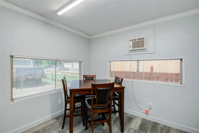 $185,000 | 327 South Main Street, Clute, TX 77531