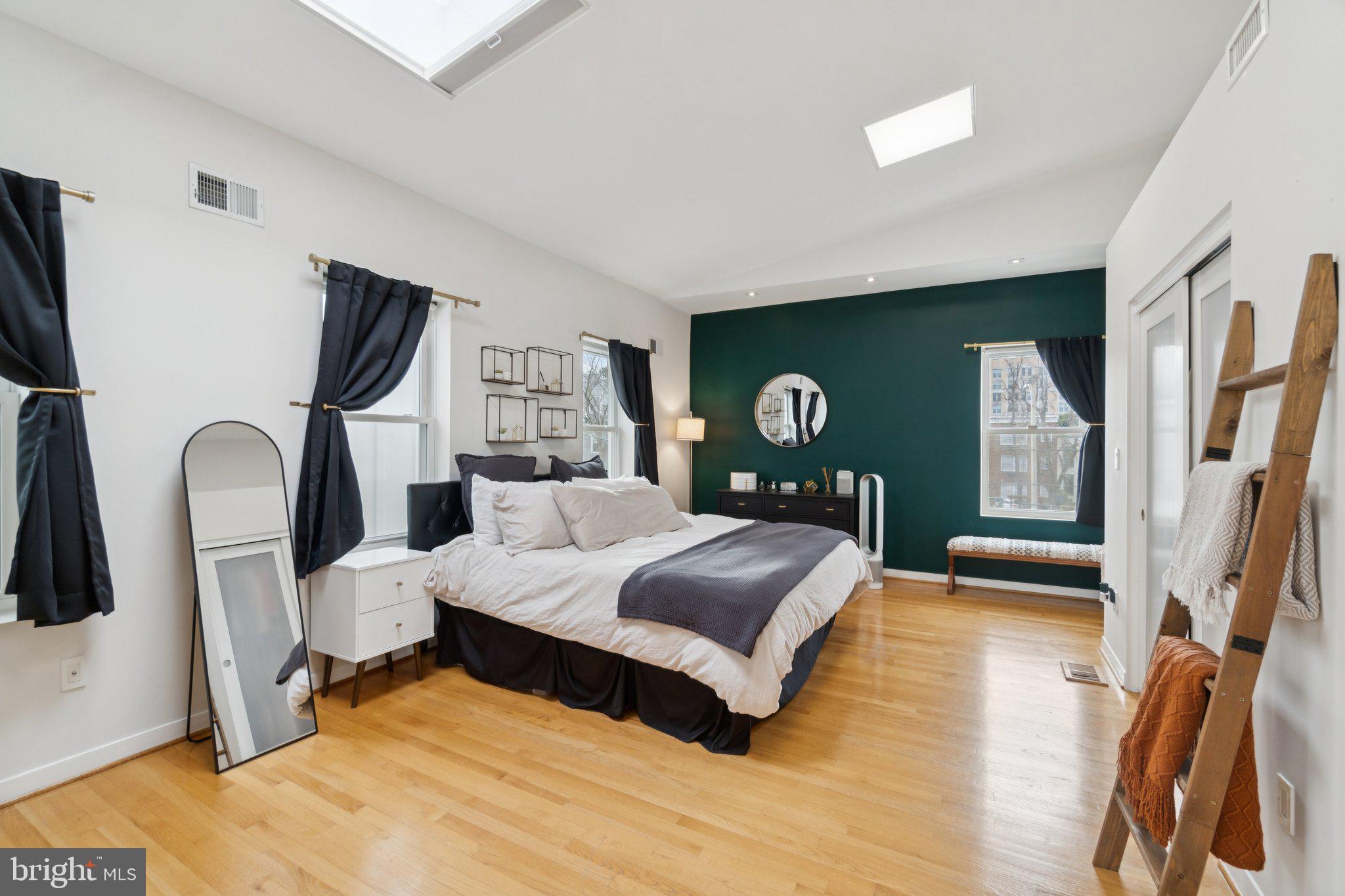 1514 6th Street Northwest Washington, DC 20001 - Photo 12 of 21