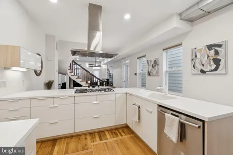 $999,900 | 1514 6th Street Northwest, Washington, DC 20001