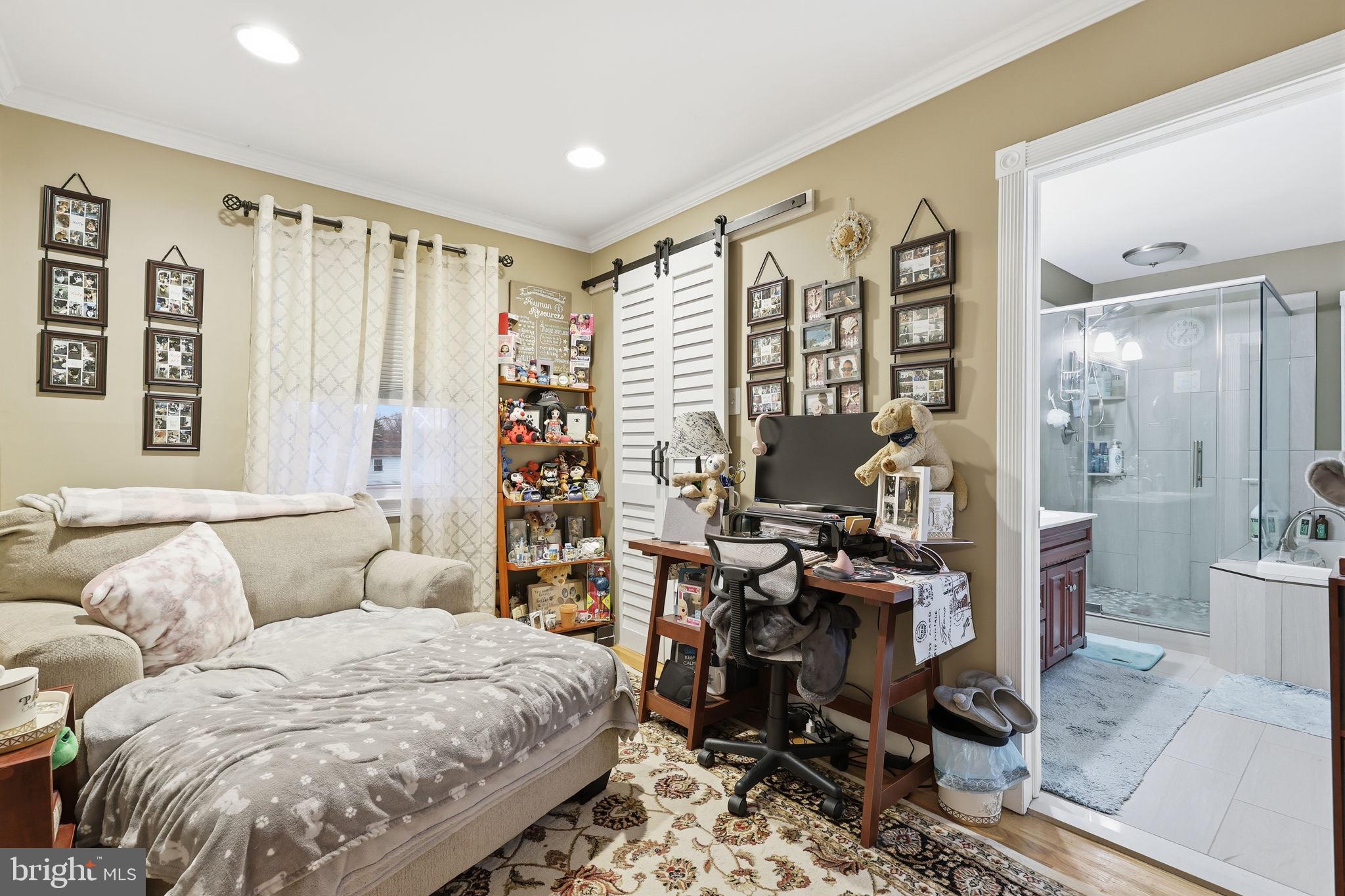 103 Greenvale Road Cherry Hill, NJ 08034 - Photo 25 of 36 a living room with furniture and large window