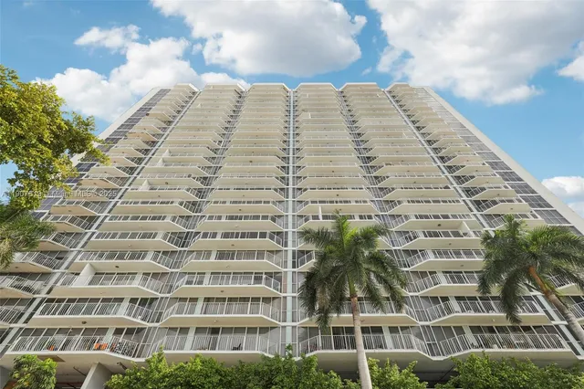 a view of a large multi story building