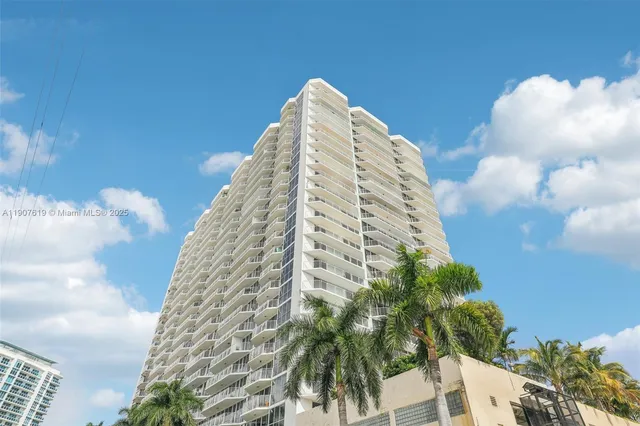 $569,000 | 7601 East Treasure Drive, Unit 2305, North Bay Village, FL 33141