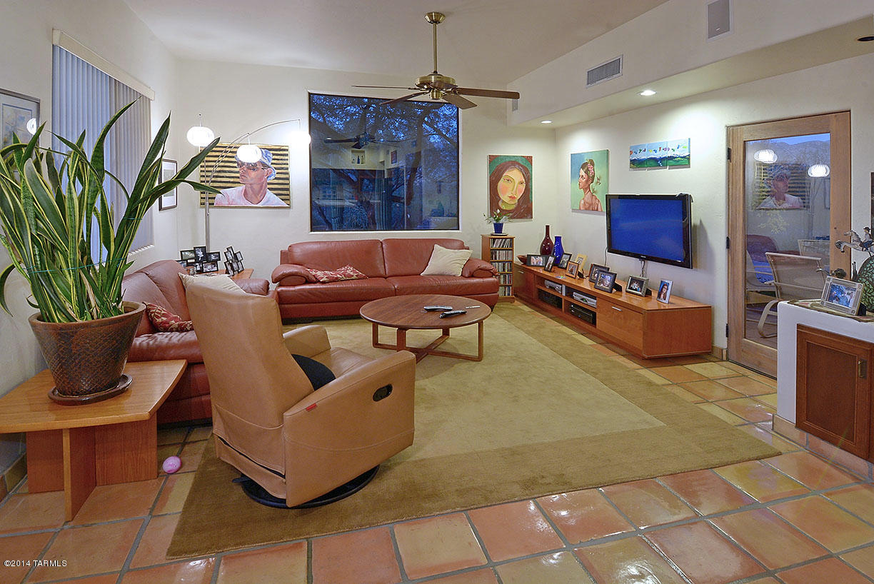 12165 East Fort Lowell Road Tucson, AZ 85749 - Photo 8 of 32 Gallery Image 8