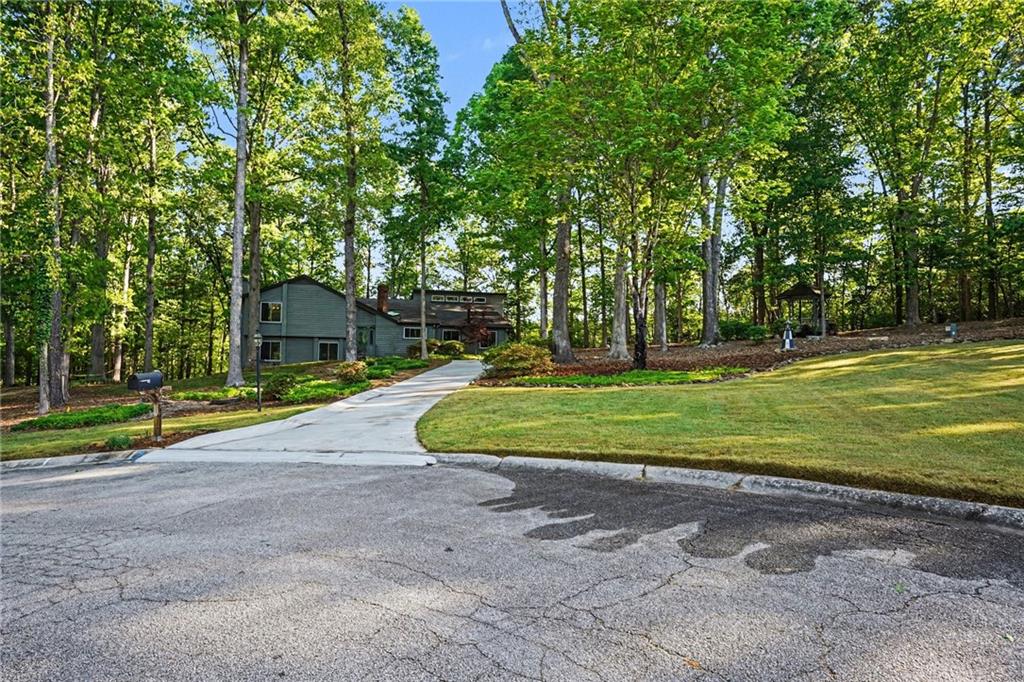 2467 Laurel Ridge Place Southwest Conyers, GA 30094 - Photo 3 of 44