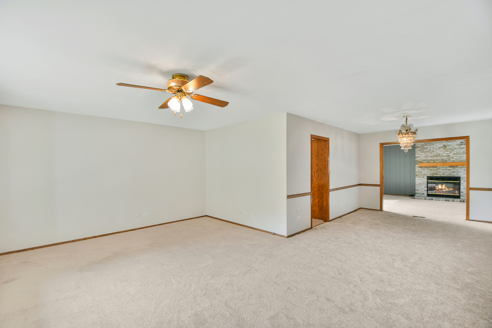 284 Timber Hill Road Buffalo Grove, IL 60089 - Photo 8 of 34 Gallery Image 8