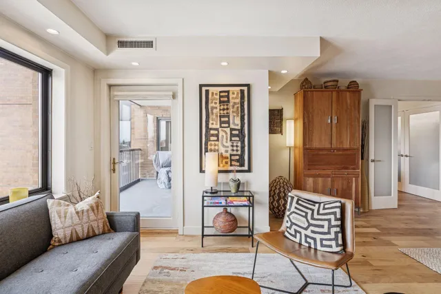 $319,900 | 110 1st Avenue Northeast, Unit F803, Minneapolis, MN 55413