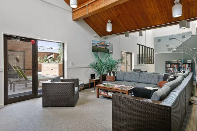 $319,900 | 110 1st Avenue Northeast, Unit F803, Minneapolis, MN 55413