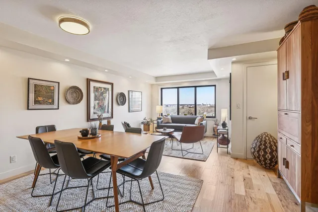 $319,900 | 110 1st Avenue Northeast, Unit F803, Minneapolis, MN 55413