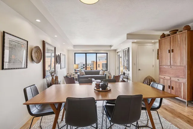 $319,900 | 110 1st Avenue Northeast, Unit F803, Minneapolis, MN 55413