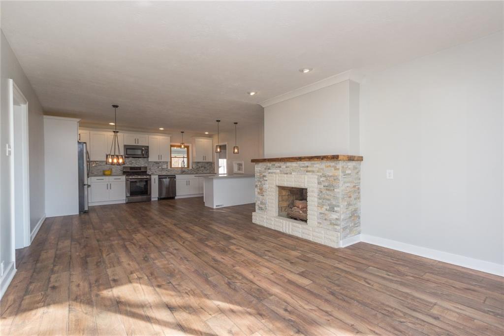 463 Center Grange Road Monaca, PA 15061 - Photo 10 of 21 Total open concept, it works so well for entertaining.