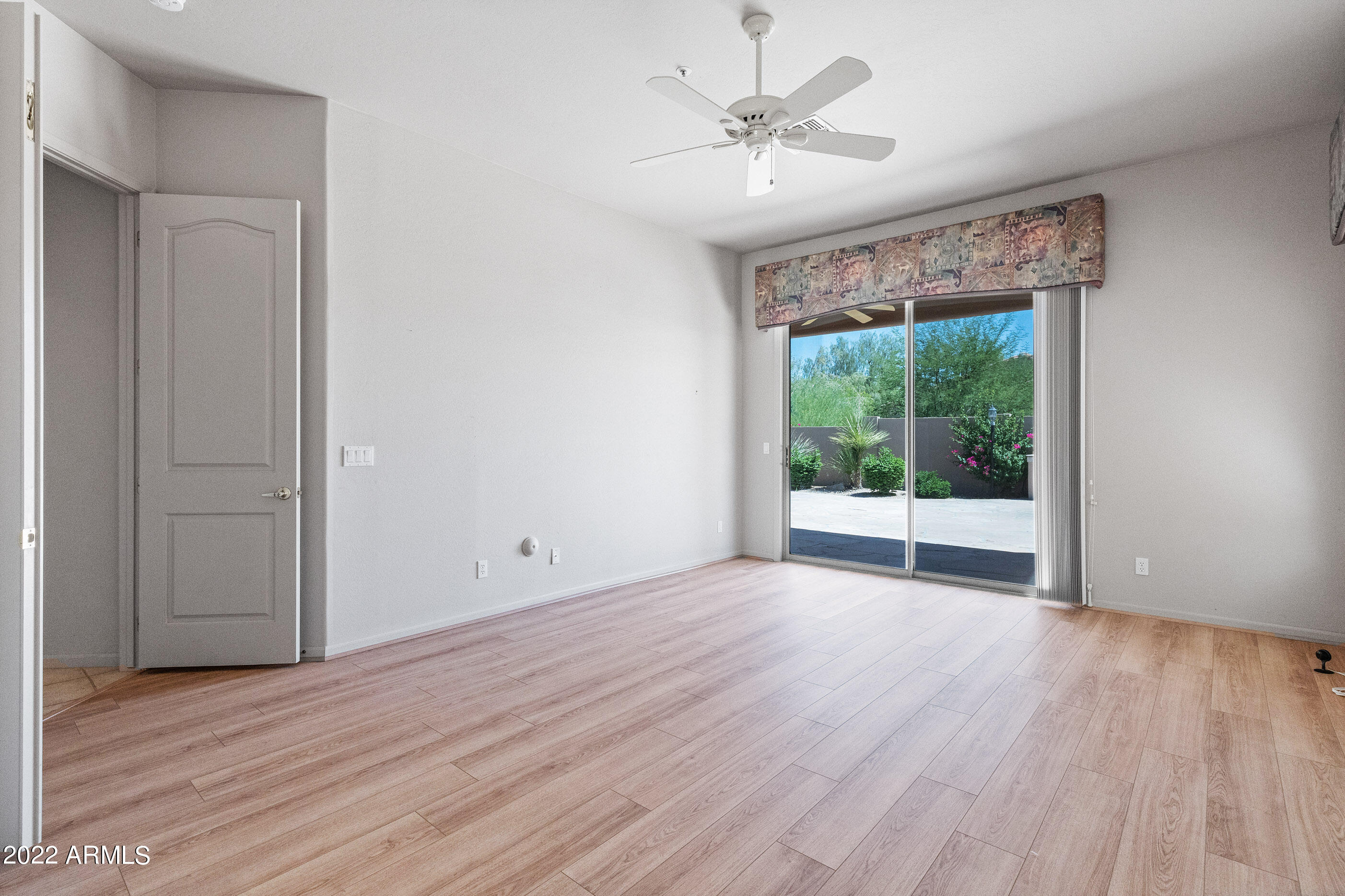 8247 East Mountain Spring Road Scottsdale, AZ 85255 - Photo 21 of 42 slider exit