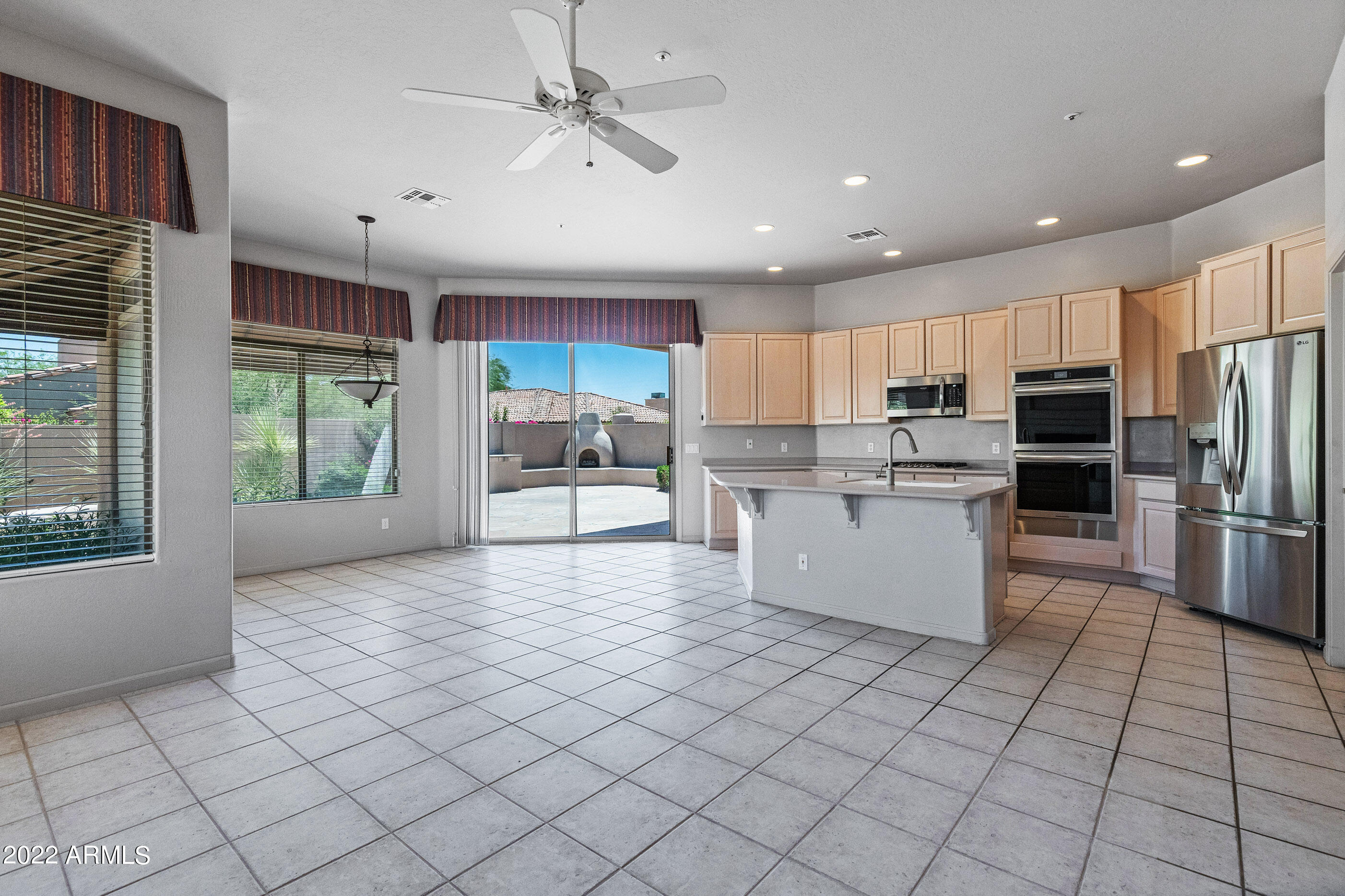 8247 East Mountain Spring Road Scottsdale, AZ 85255 - Photo 6 of 42 kitchen