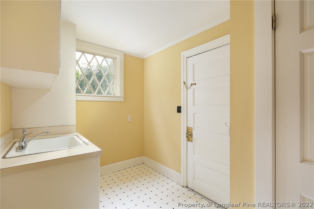 1525 Morganton Road Fayetteville, NC 28305 - Photo 18 of 49 Gallery Image 18