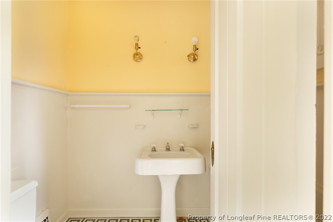 1525 Morganton Road Fayetteville, NC 28305 - Photo 30 of 49 Gallery Image 30