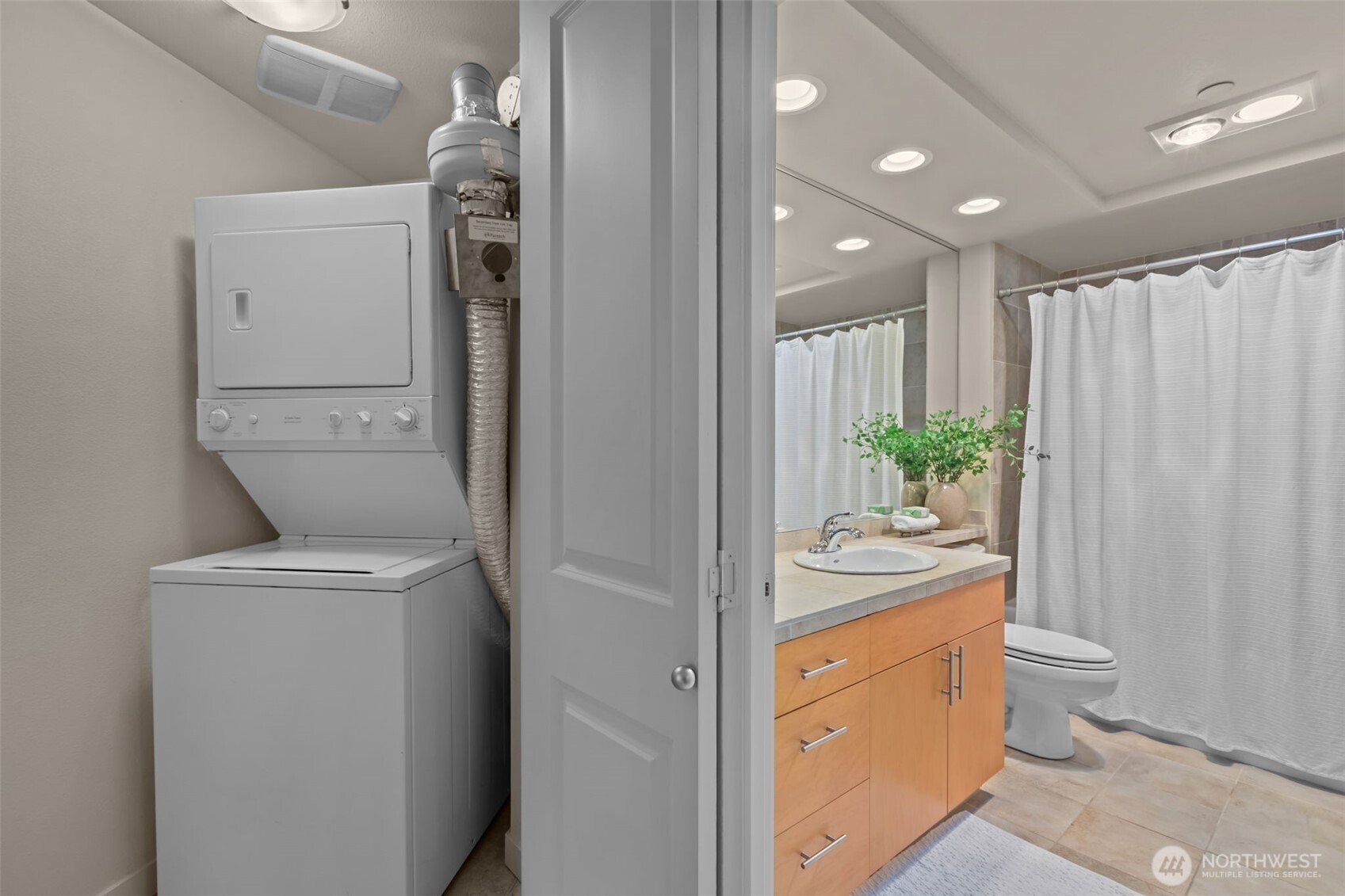 5440 Leary Avenue Northwest, Unit 401 Seattle, WA 98107 - Photo 22 of 40