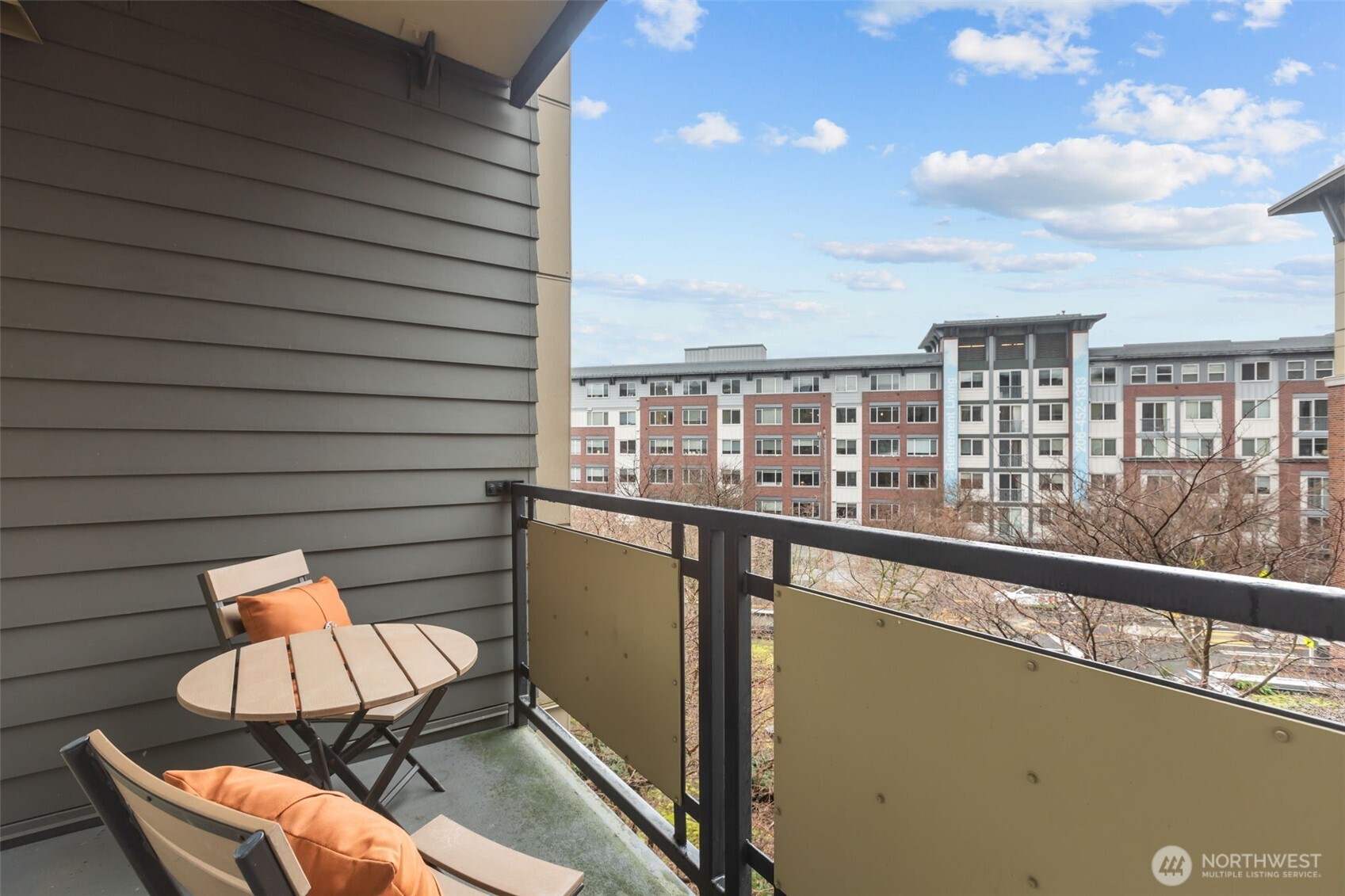 5440 Leary Avenue Northwest, Unit 401 Seattle, WA 98107 - Photo 23 of 40