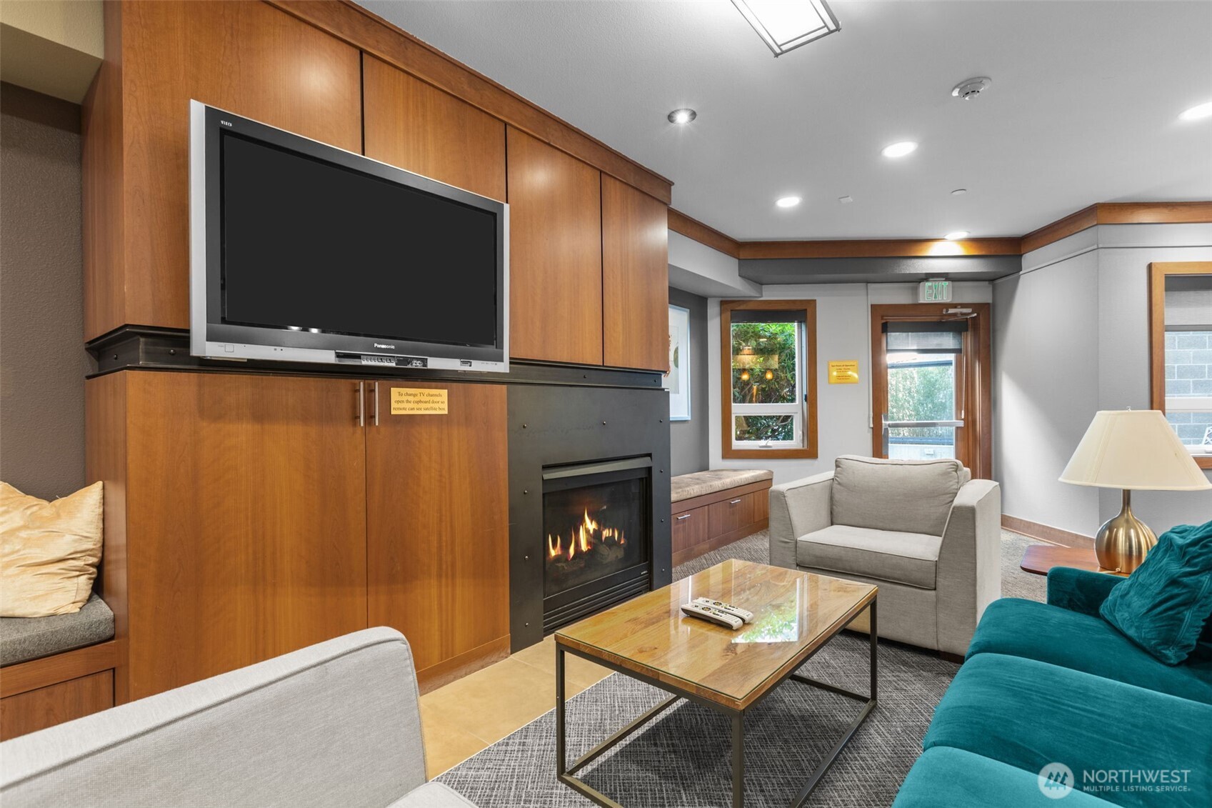 5440 Leary Avenue Northwest, Unit 401 Seattle, WA 98107 - Photo 30 of 40